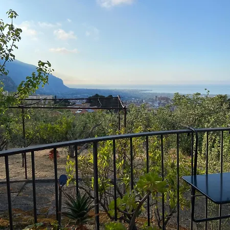 Ferienhaus Holiday Green Carini